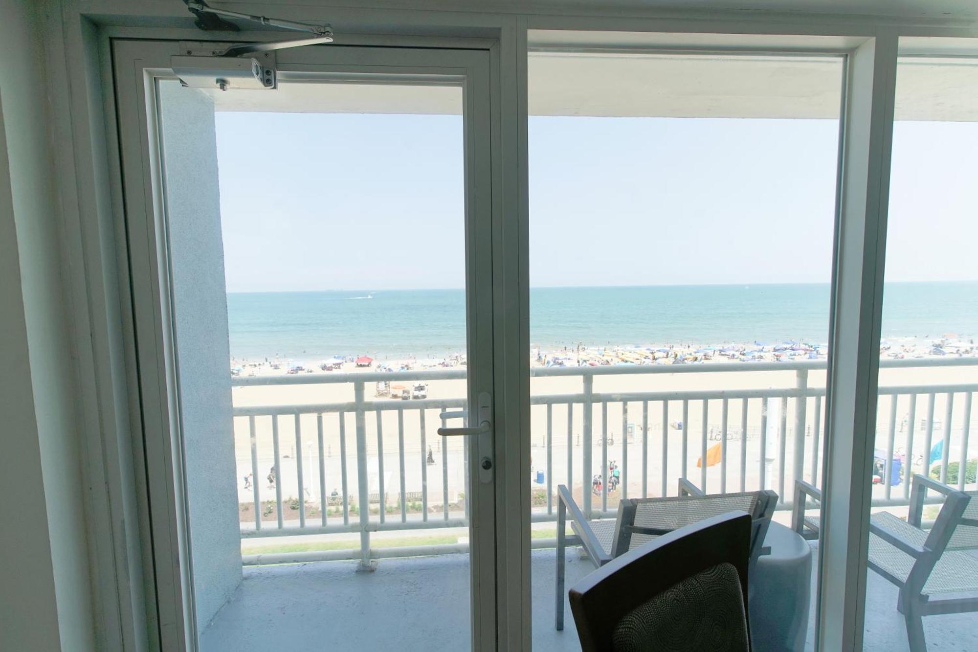Marjac Suites Virginia Beach Oceanfront Extérieur photo